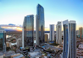 Circle on Cavill - HR Surfers Paradise